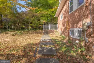 5715 Massachusetts, Bethesda, MD 20816 - Photo 82