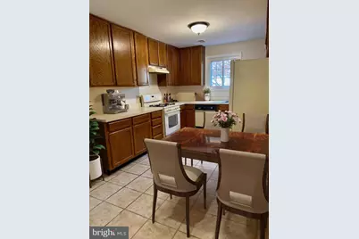 725 Twin Holly Lane, Silver Spring, MD 20910 - Photo 4