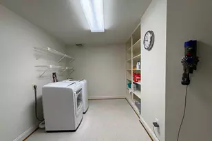 8003 Cobble Creek Cir, Potomac, MD 20854 - Photo 24