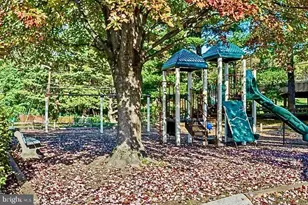 7549 Spring Lake Dr, Bethesda, MD 20817 - Photo 18