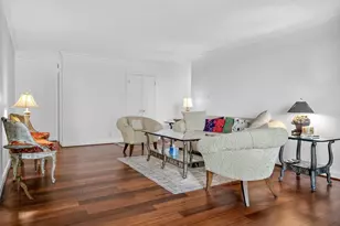 4601 N Park Ave, Chevy Chase, MD 20815 - Photo 12