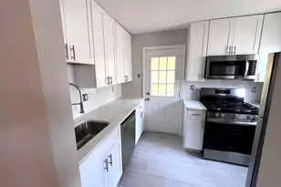 708 Crabb Ave, Rockville, MD 20850 - Photo 4