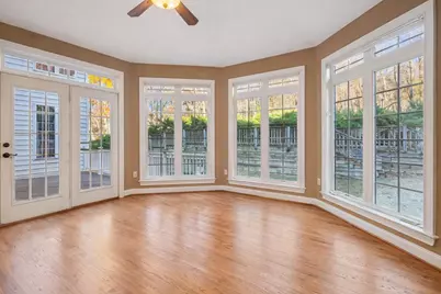 11033 Daybreak Ct, North Bethesda, MD 20852 - Photo 28