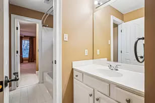 11033 Daybreak Ct, North Bethesda, MD 20852 - Photo 18