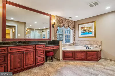 11033 Daybreak Ct, North Bethesda, MD 20852 - Photo 34