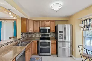 18 Ivy Oak Ct, Gaithersburg, MD 20877 - Photo 2