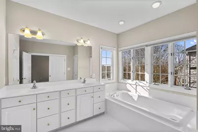 17800 Bromfield Place, Germantown, MD 20874 - Photo 34