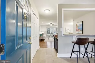 4 Dabney Ct, Rockville, MD 20853 - Photo 2