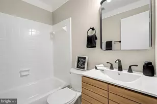 554 Monet Dr, Rockville, MD 20850 - Photo 26