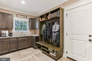 5502 Roosevelt St, Bethesda, MD 20817 - Photo 18