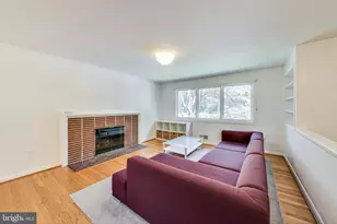 6515 E Halbert Rd, Bethesda, MD 20817 - Photo 4