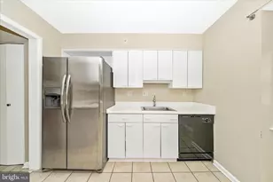 3906 Montrose Driveway, Chevy Chase, MD 20815 - Photo 16