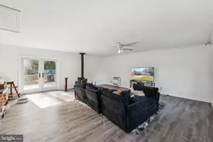 8124 Seneca View Dr, Gaithersburg, MD 20882 - Photo 24