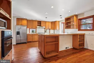 7918 Long Branch Pkwy, Takoma Park, MD 20912 - Photo 4