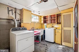 7918 Long Branch Pkwy, Takoma Park, MD 20912 - Photo 18