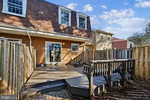 13626 Deerwater Dr, Germantown, MD 20874 - Photo 32