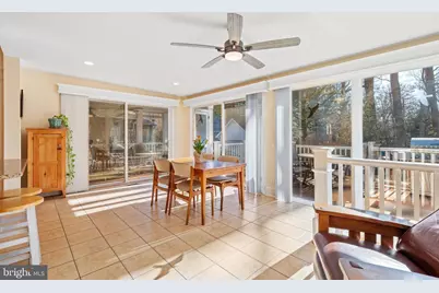 5612 Oak Place, Bethesda, MD 20817 - Photo 16