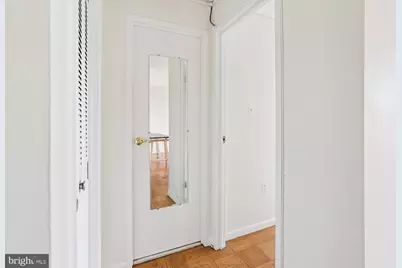 10201 Grosvenor Place #1226, North Bethesda, MD 20852 - Photo 18