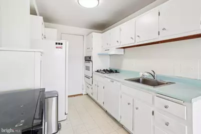 10201 Grosvenor Place #1226, North Bethesda, MD 20852 - Photo 20