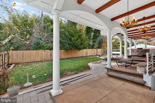 9715 Singleton Dr, Bethesda, MD 20817 - Photo 46