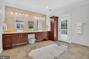 9715 Singleton Dr, Bethesda, MD 20817 - Photo 22