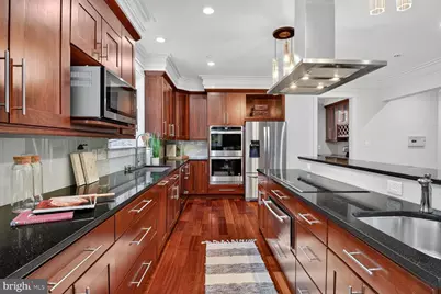 9715 Singleton Drive, Bethesda, MD 20817 - Photo 12