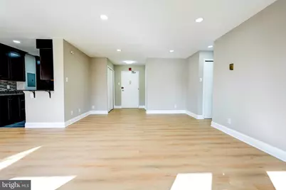 1900 Lyttonsville Road #211, Silver Spring, MD 20910 - Photo 4