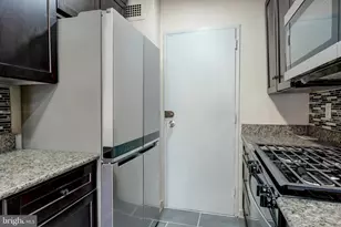 1900 Lyttonsville Rd, Silver Spring, MD 20910 - Photo 18