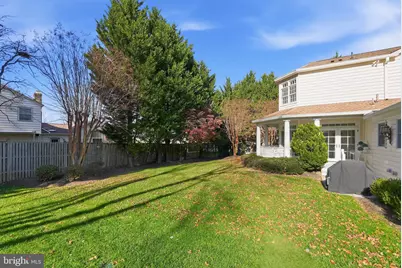 13004 N Commons Way, Rockville, MD 20854 - Photo 38