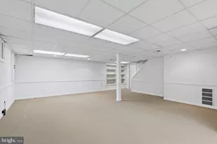 13004 N Commons Way, Rockville, MD 20854 - Photo 20