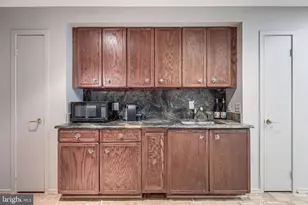 9216 Beech Hill Dr, Bethesda, MD 20817 - Photo 74