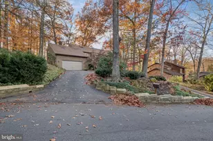 9216 Beech Hill Dr, Bethesda, MD 20817 - Photo 12