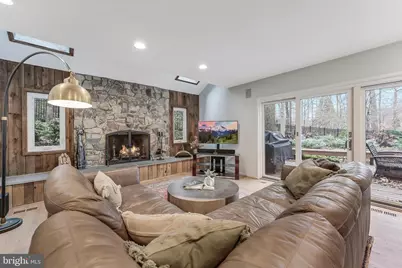 9216 Beech Hill Drive, Bethesda, MD 20817 - Photo 34