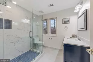 9216 Beech Hill Dr, Bethesda, MD 20817 - Photo 58