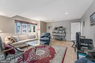 9216 Beech Hill Dr, Bethesda, MD 20817 - Photo 68