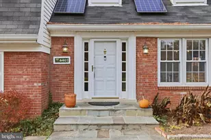 4401 Flower Valley Dr, Rockville, MD 20853 - Photo 2