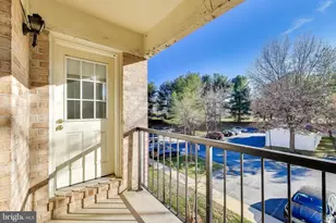 8205 Whispering Oaks Dr, Gaithersburg, MD 20879 - Photo 24