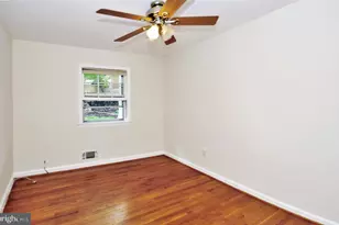 6402 Orchid Dr, Bethesda, MD 20817 - Photo 14