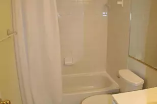 5817 Edson Ln, Rockville, MD 20852 - Photo 10