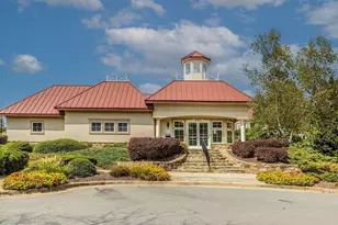 18931 Fountain Hills Dr, Germantown, MD 20874 - Photo 2