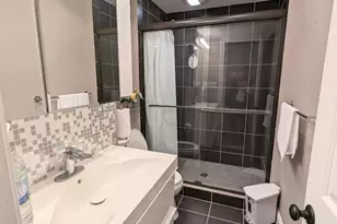 19129 Kinglet Pl, Gaithersburg, MD 20879 - Photo 4