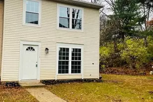 11114 Black Forest Way, Gaithersburg, MD 20879 - Photo 2