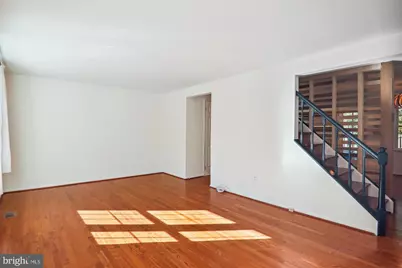 12124 Bentridge Place, Rockville, MD 20854 - Photo 4
