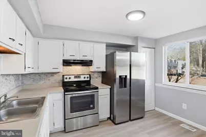 19847 Wheelwright Drive, Gaithersburg, MD 20886 - Photo 12