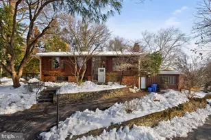 6418 Bannockburn Dr, Bethesda, MD 20817 - Photo 4