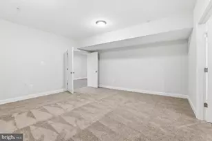 7931 Lakenheath Way, Potomac, MD 20854 - Photo 48