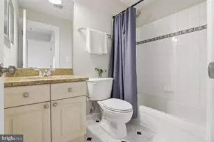 7931 Lakenheath Way, Potomac, MD 20854 - Photo 32