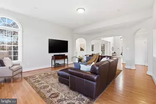 7931 Lakenheath Way, Potomac, MD 20854 - Photo 18