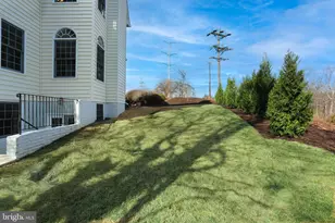 7931 Lakenheath Way, Potomac, MD 20854 - Photo 52