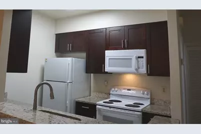 10824 Antigua Terrace #103, Rockville, MD 20852 - Photo 8